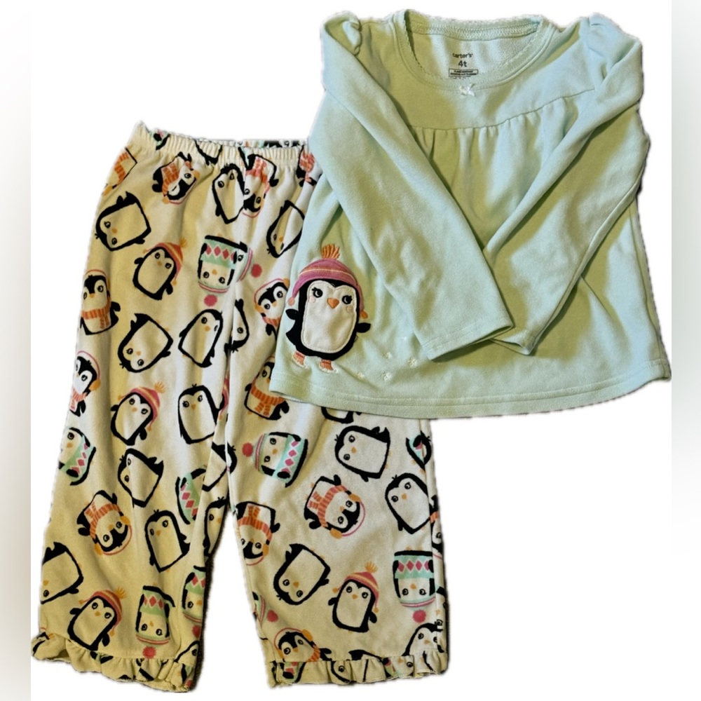 Carter’s 2pc sz 4T Penguin Sleep Set